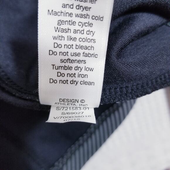 Athleta Activewear 1/2 Zip Stripe Pull Over with Pockets - Picture 11 of 11